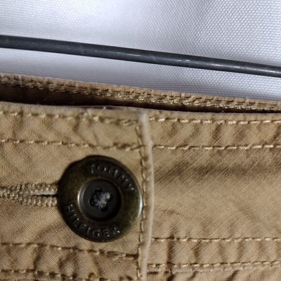 Tommy Hilfiger capris  - Picture 7 of 9